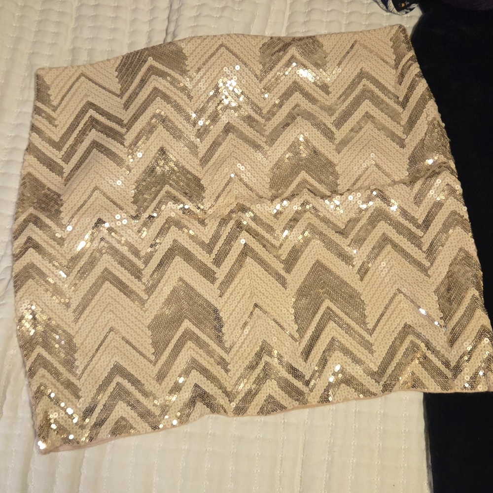 Rock 47 Sequin Chevron Pattern Skirt - Gold and Cream